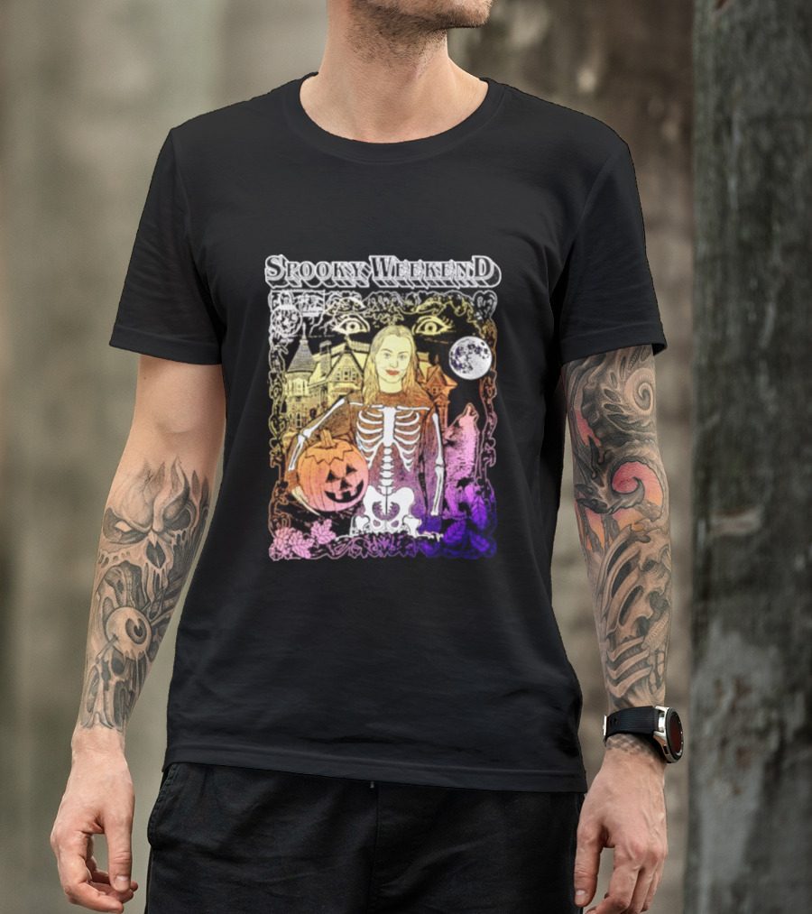 Spooky Weekend Skeleton Pumpkin Haunted House Halloween Magic Moonlit Night T-Shirt