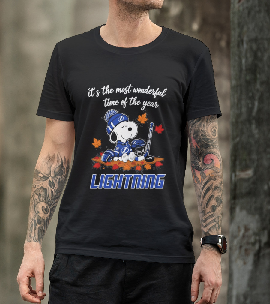 Tampa Bay Lightning Snoopy It's The Most Wonderful Time Of The Year Autumn Leafs T-Shirt