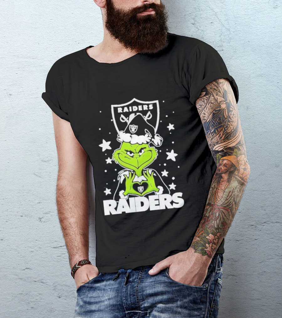 Las Vegas Raiders Grinch Love Hands Christmas Football 2026 T-Shirt
