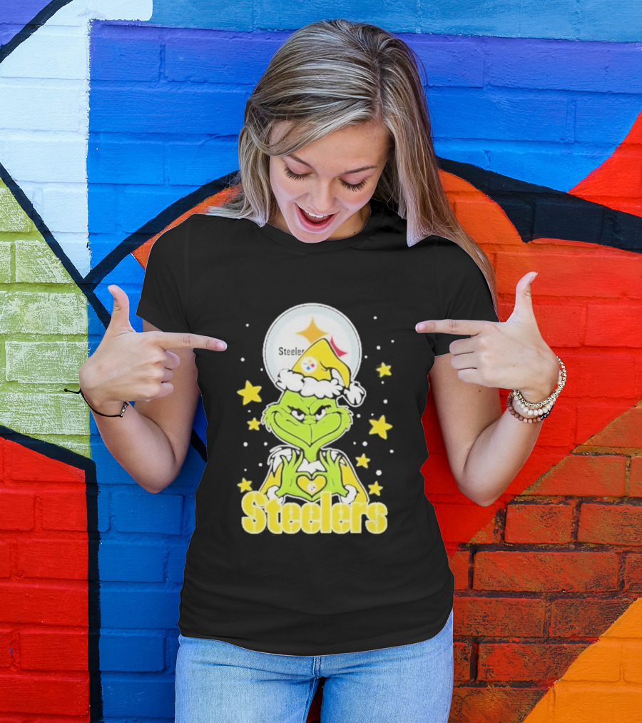 Pittsburgh Steelers Grinch Christmas Love Hands 2026 Football T-Shirt
