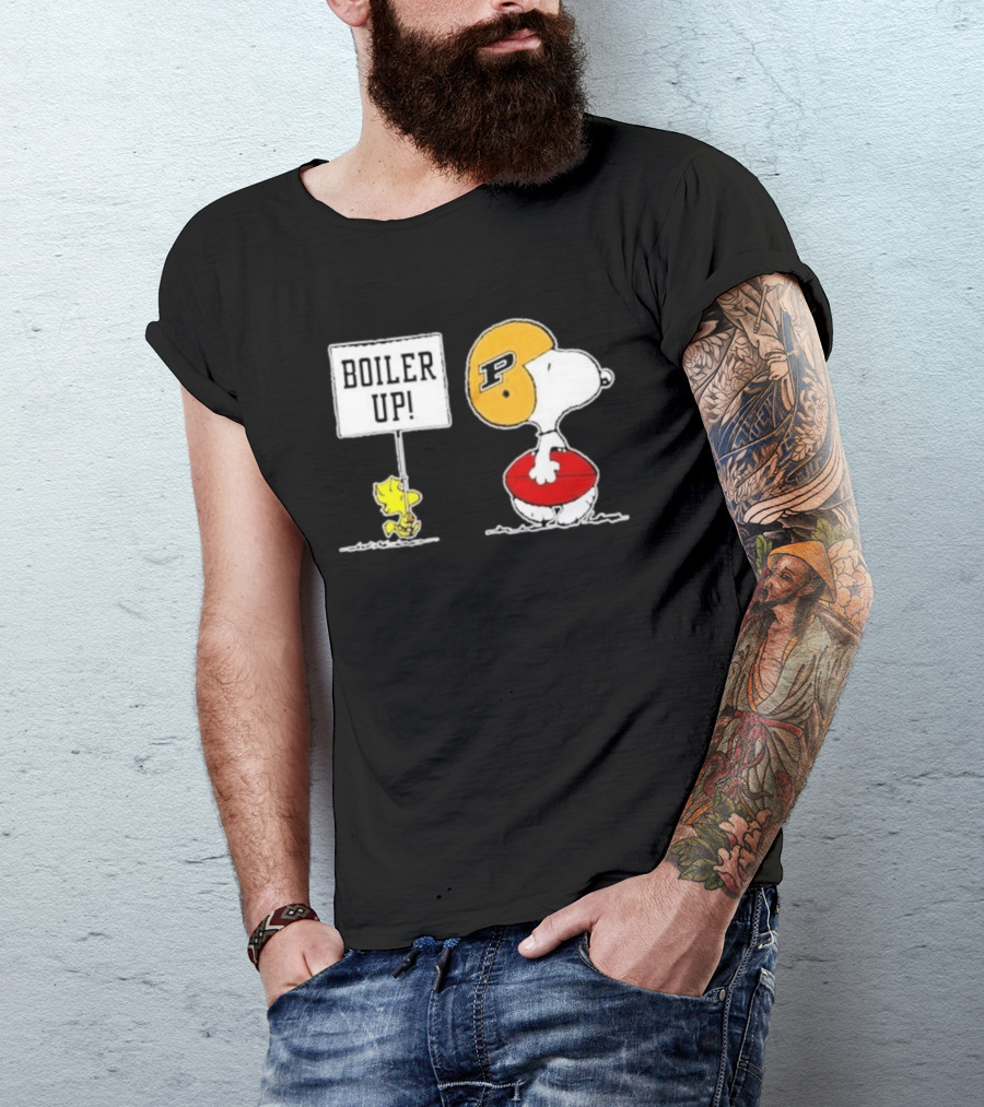 Snoopy And Woodstock Boiler Up Purdue Boilermakers Football P Helmet Peanuts Characters Holding Football T-Shirt
