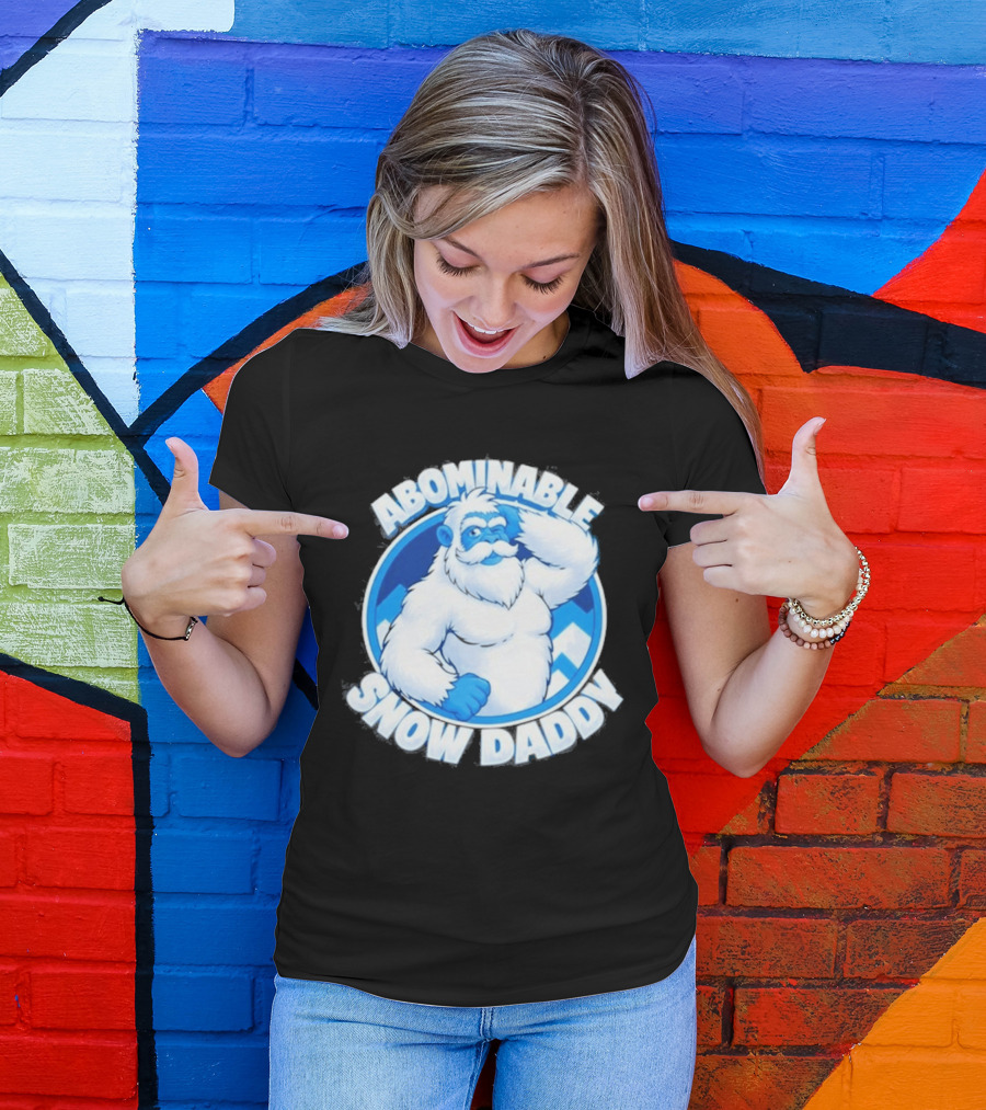 Abominable Snow Daddy Yeti Bigfoot Sasquatch Ice Blue Circle T-Shirt