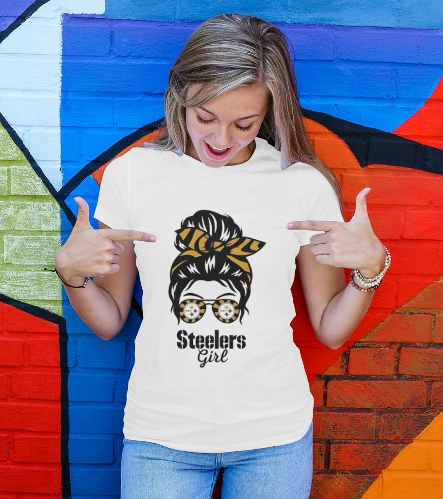 Pittsburgh Steelers Girl Messy Bun Glasses Black Gold Fan T-Shirt