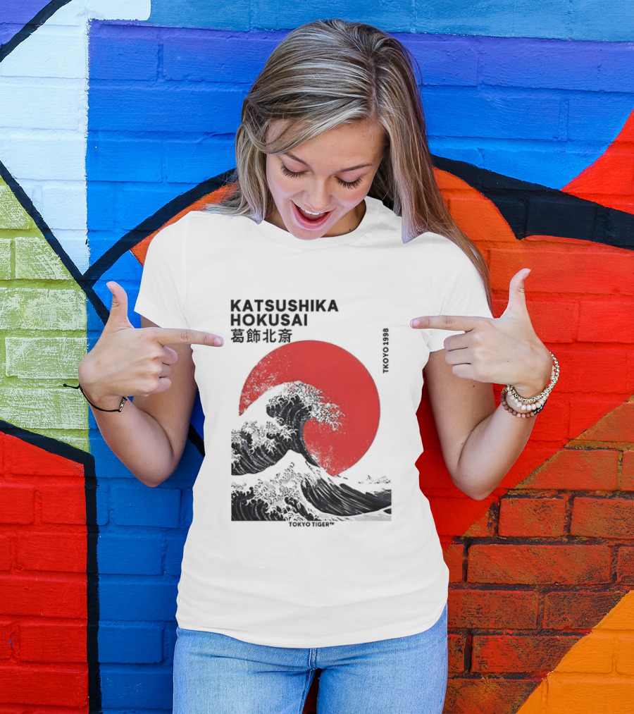 Katsushika Hokusai The Great Wave And Red Sun Japanese Ukiyo E T-Shirt