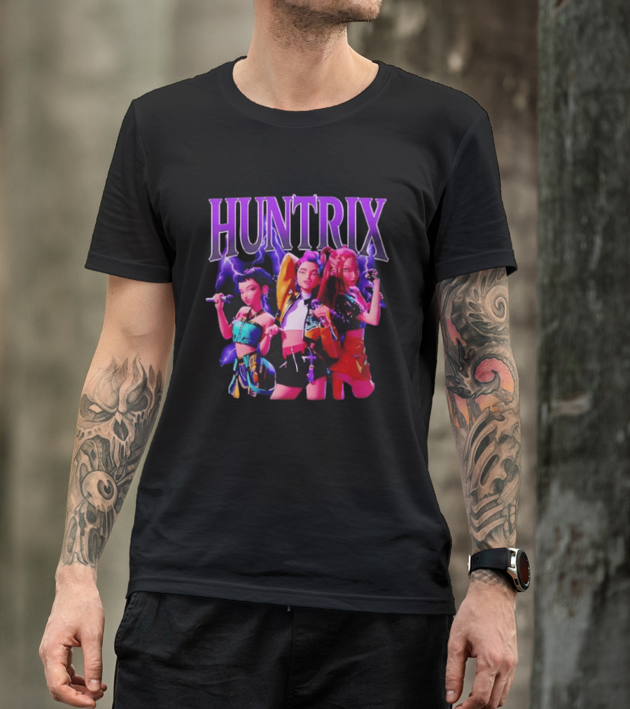 Huntrix Girls Trio Power Pose With Lightning Effect T-Shirt