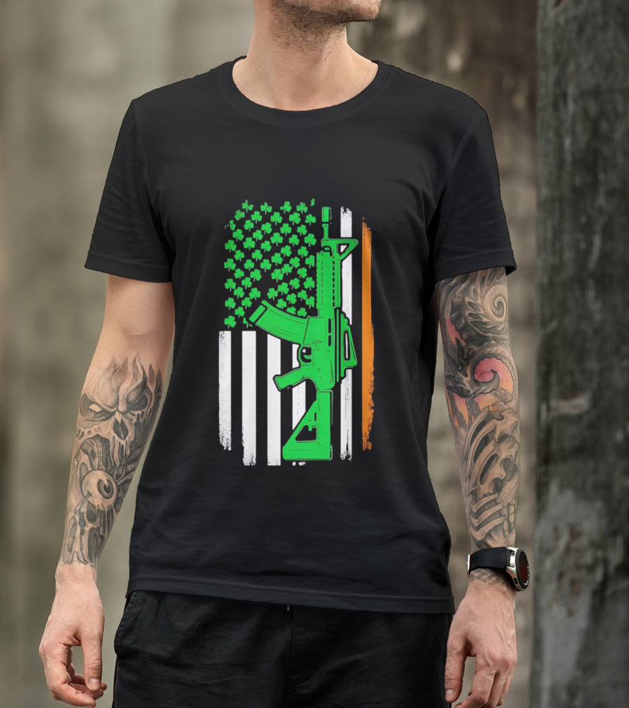 AR15 Shamrock American Irish Flag St Patrick's Day T-Shirt