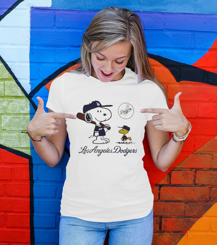 Snoopy Woodstock Los Angeles Dodgers 2025 Peanuts MLB Collaboration T-Shirt