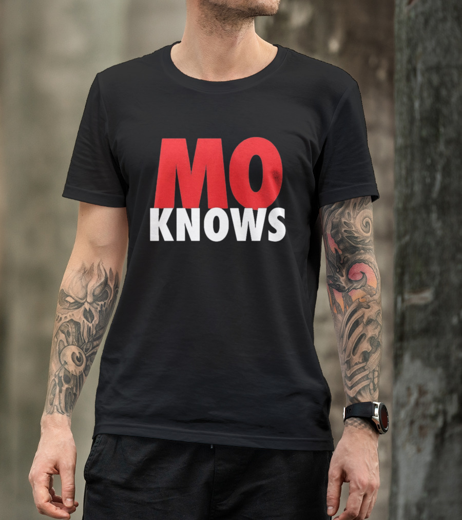 Mo Knows Chicago Cubs Iconic Fan T-Shirt