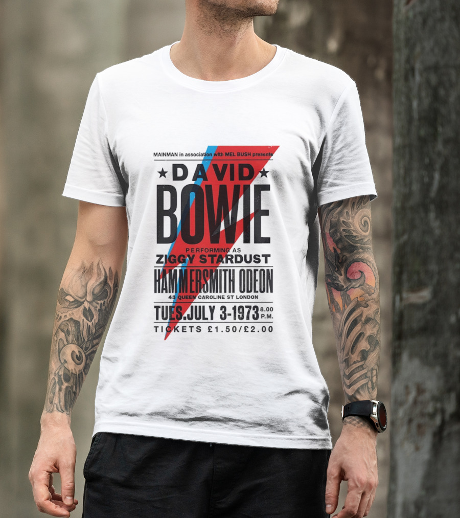 David Bowie Performing As Ziggy Stardust Hammersmith Odeon London July 3 1973 T-Shirt