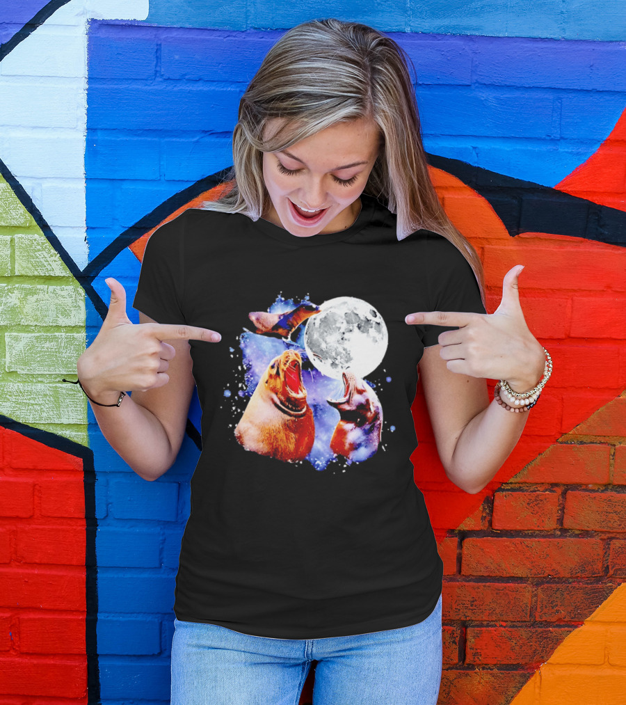 Sea Lion Trio Howling At The Moon In Outer Space Scene T-Shirt