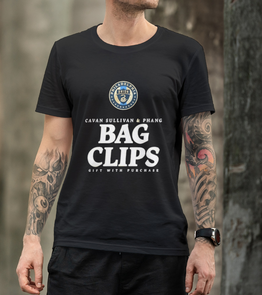Philadelphia Cavan Sullivan Phang Bag Clips Gift With Purchase T-Shirt