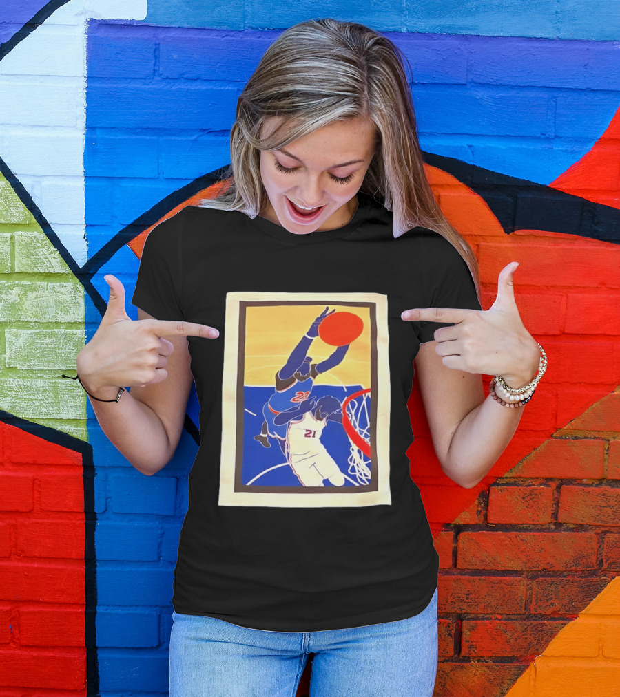 Mitchell Robinson 23 Dunking Joel Embiid 21 New York Knicks Basketball NBA 2026 T-Shirt