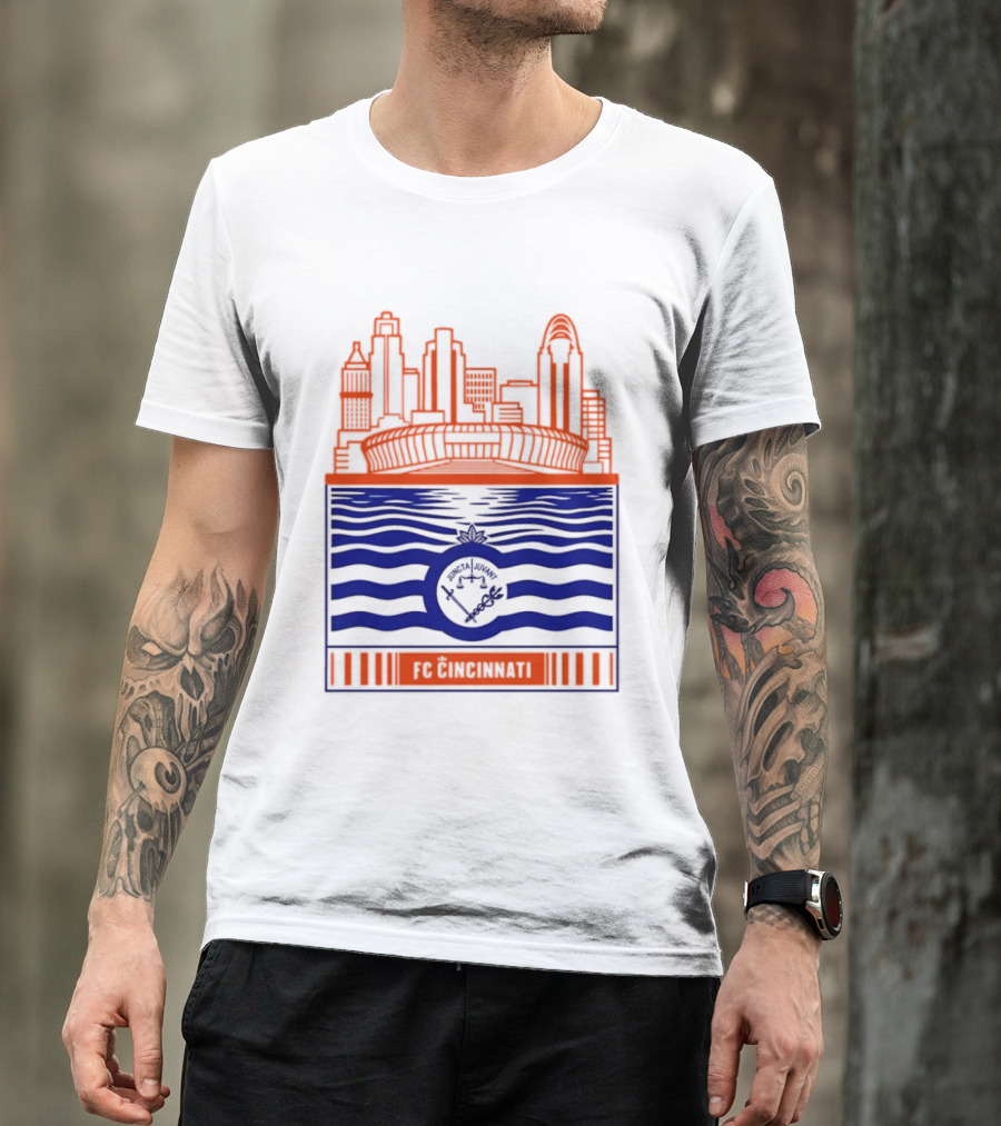 FC Cincinnati Stadium Skyline With River Flag T-Shirt