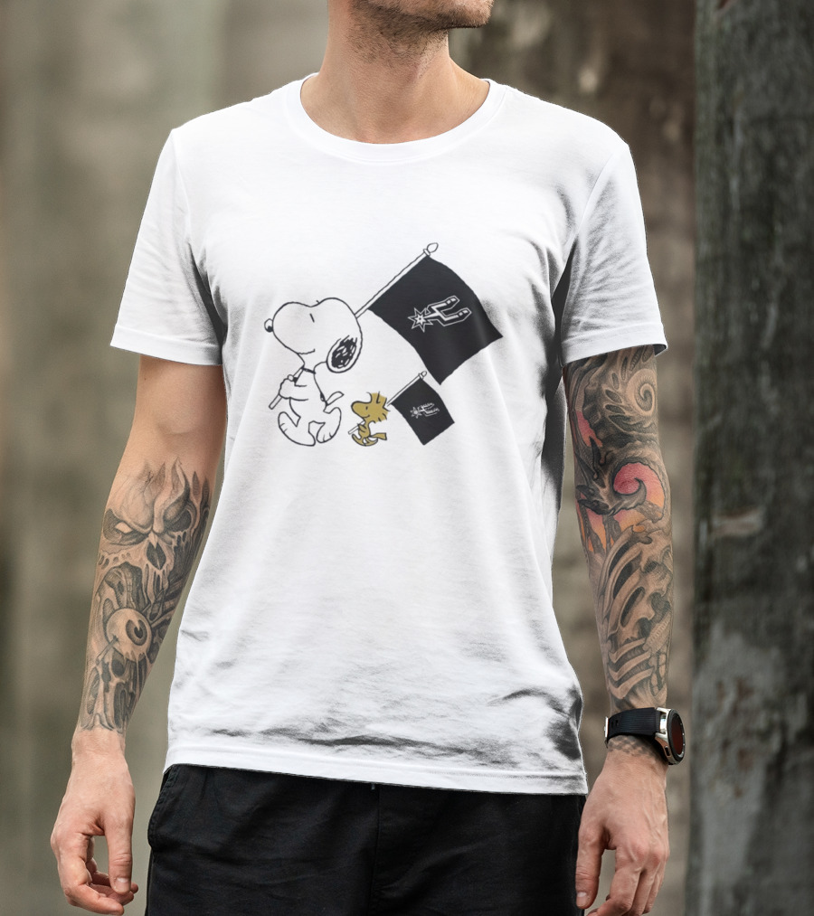 Snoopy Woodstock San Antonio Spurs Flags Peanuts NBA Fan T-Shirt