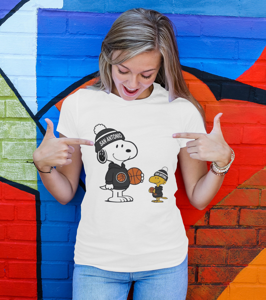 Snoopy And Woodstock Basketball Fans San Antonio Beanies T-Shirt