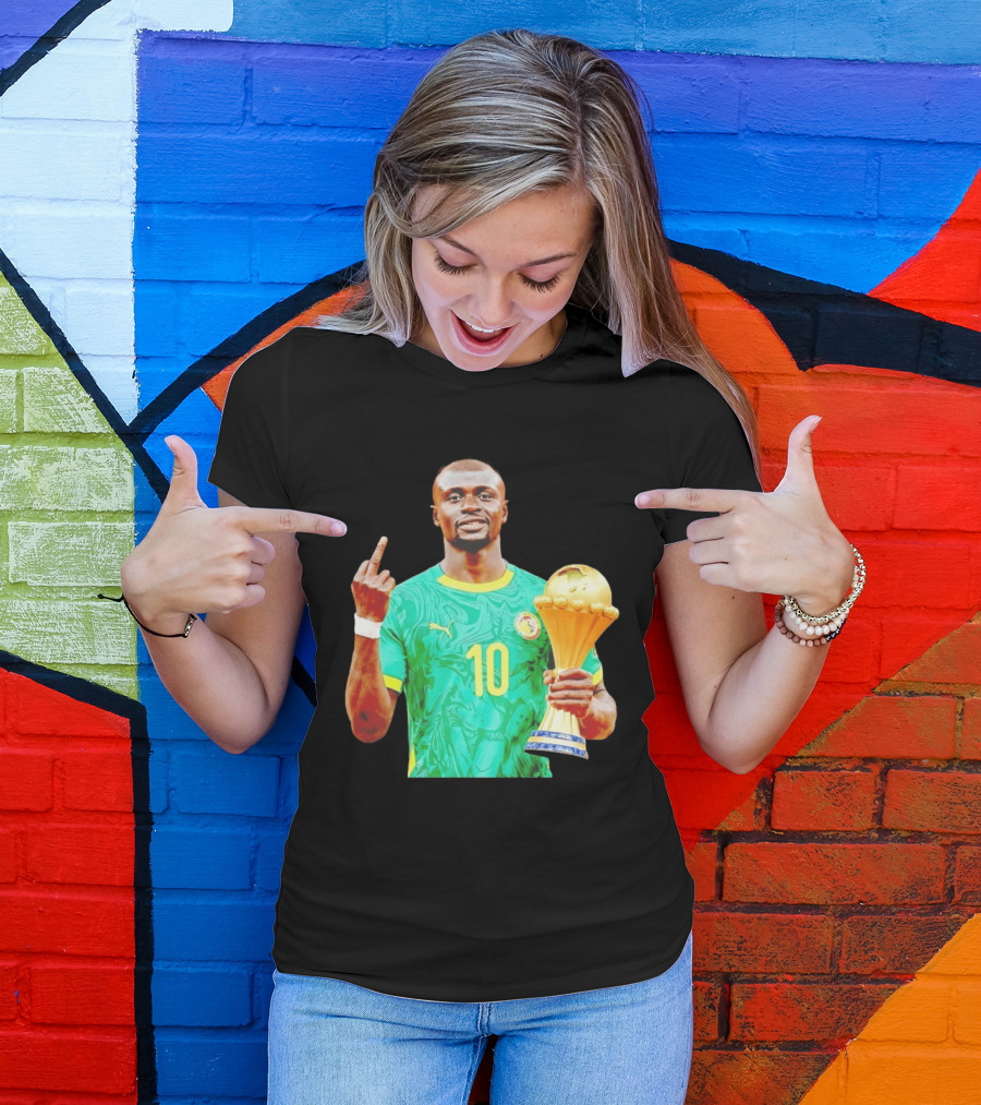 Sadio Mane Number 10 Senegal Jersey Holding Trophy Middle Finger T-Shirt