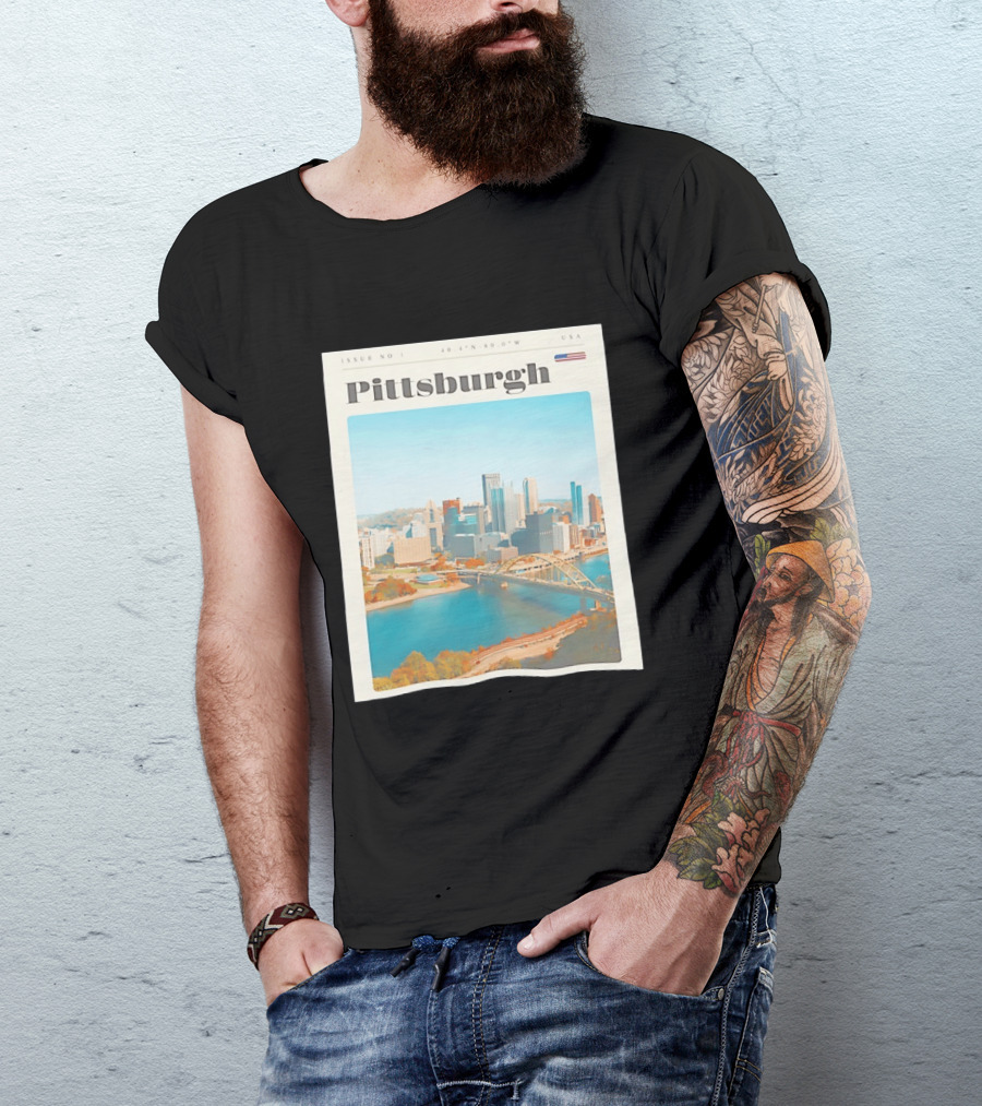 Pittsburgh Issue No 1 USA Flag 40.4°N 80.0°W Skyline T-Shirt