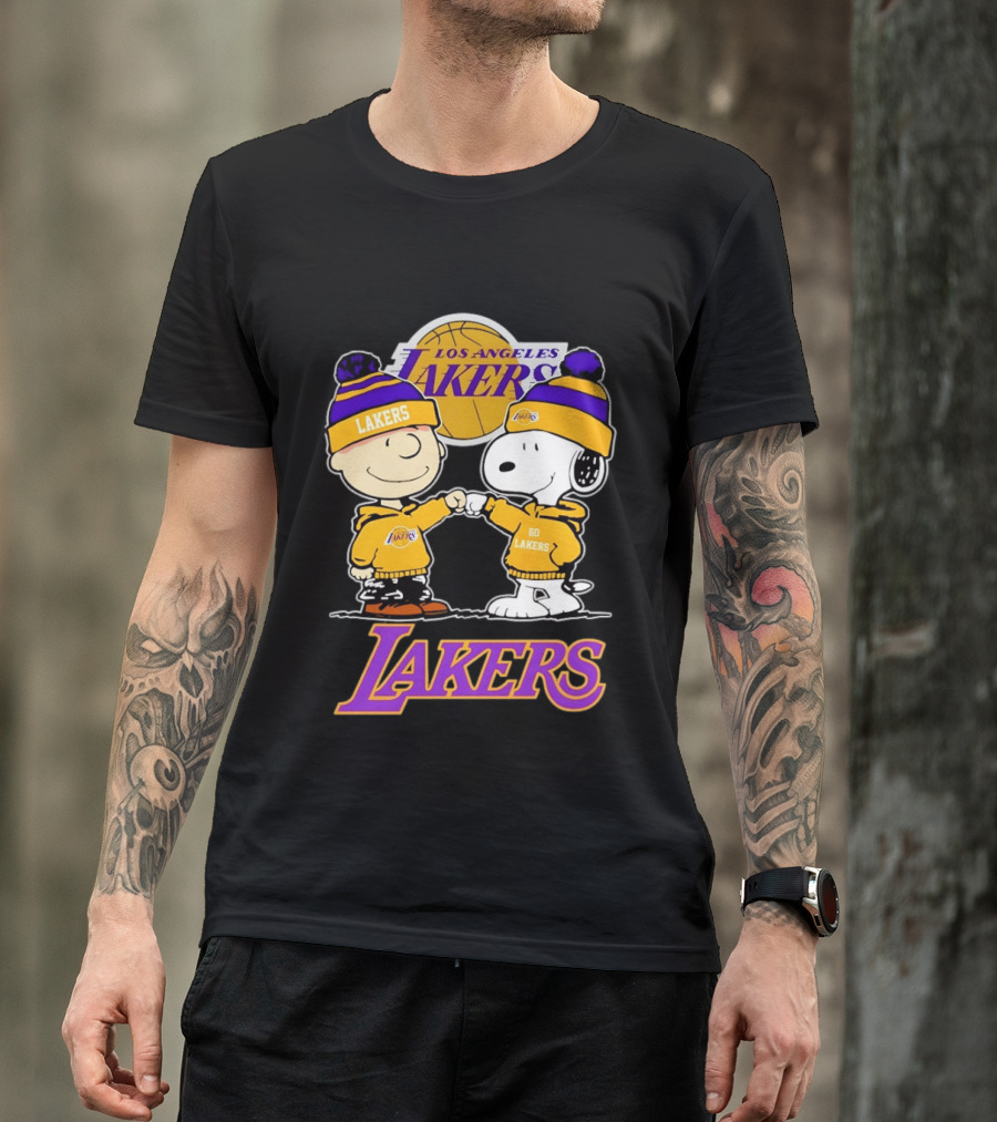 Charlie Brown Snoopy Fist Bump Los Angeles Lakers Basketball Fan Gear T-Shirt
