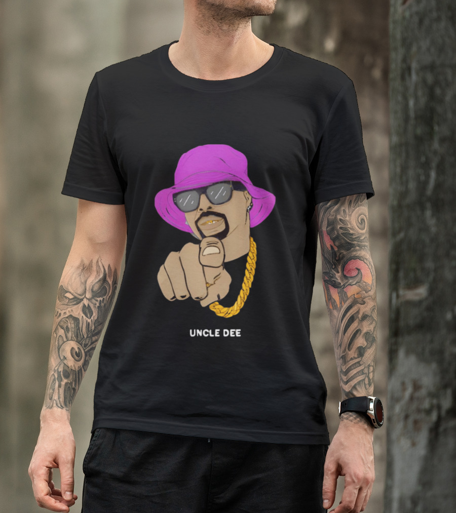 UNCLE DEE Finger Pointing Sunglasses Chain Purple Hat T-Shirt