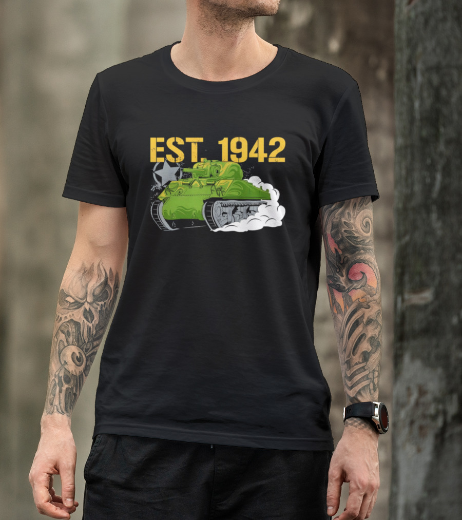 WW2 Sherman Tank EST 1942 World War II Historical Vehicle T-Shirt