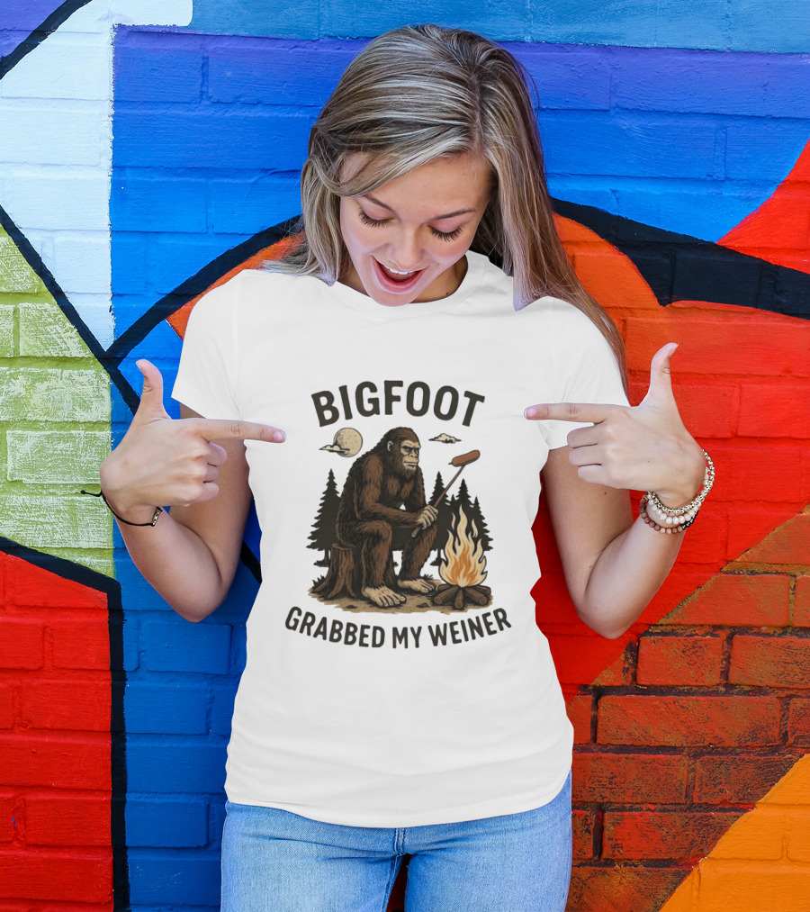 Bigfoot Grabbing My Weiner Campfire Sausage Grilling Moonlit Forest T-Shirt