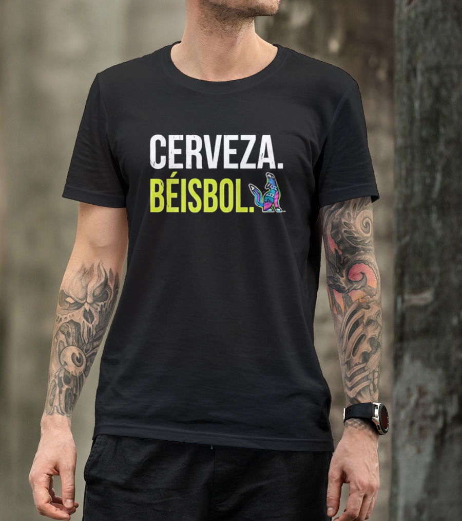 Cerveza Beisbol Vibrant Dog T-Shirt