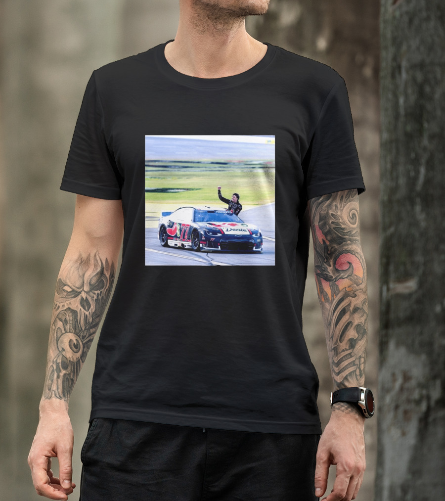Carson Hocevar First Win Nascar Cup Series 2026 Talladega Number 77 Car Victory Celebrating Dente T-Shirt