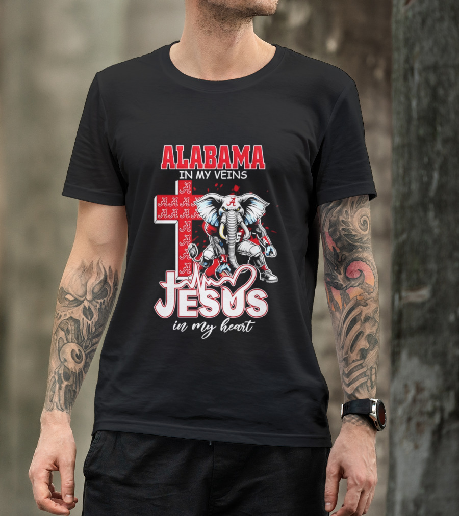 Alabama Crimson Tide In My Veins Jesus In My Heart Elephant Cross T-Shirt