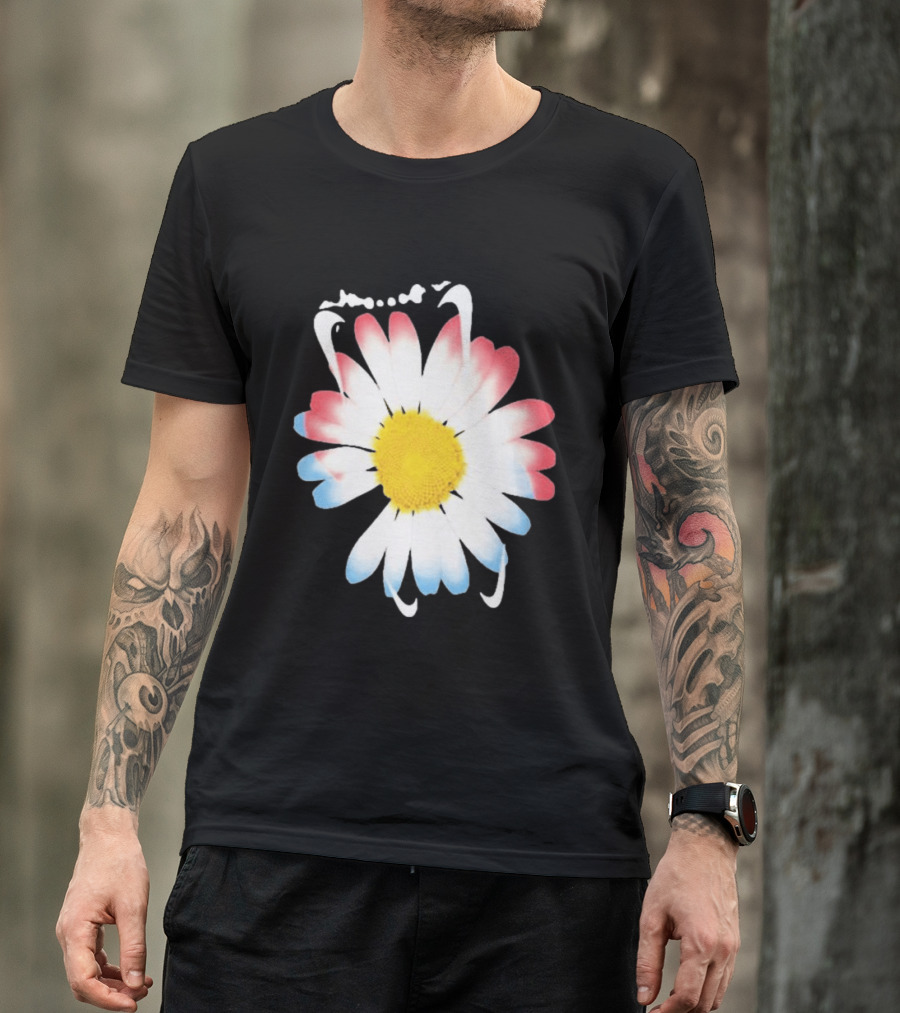 Original G Dragon Flower 2026 Multicolor Petals T-Shirt