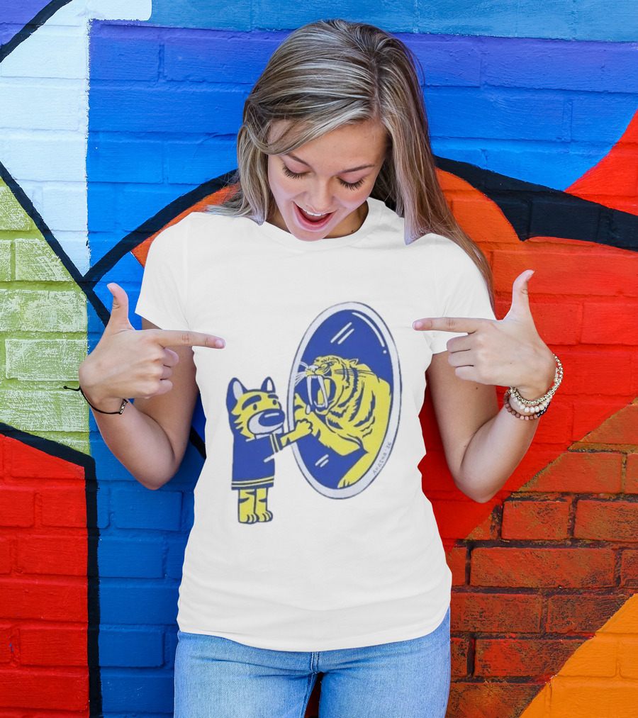 Buffalo Sabres Saber Tooth Tiger Mirror Reflection Comic T-Shirt