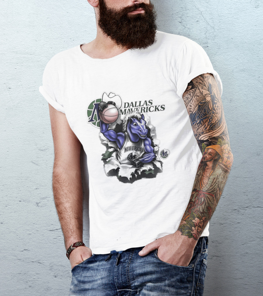 Dallas Mavericks Mitchell & Ness Breakthrough Basketball Horse T-Shirt