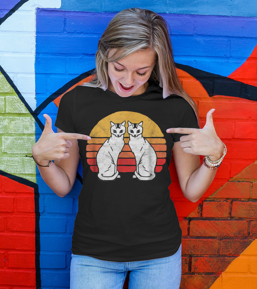 Vintage Eighties Style Twin Siamese Cats With Retro Sunset Stripes T-Shirt
