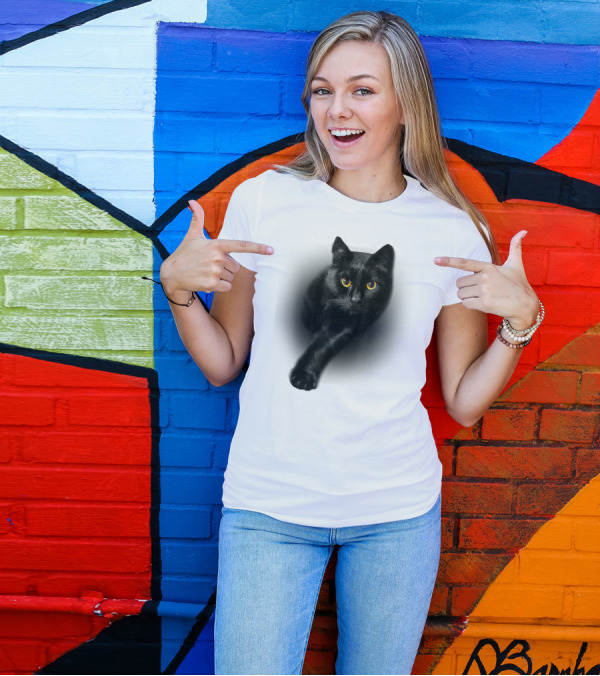 Black Cat Yellow Eyes Cats Iconic Feline Expression T-Shirt