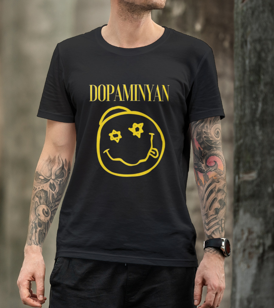 Dopaminyan Star Eyed Smiley Face Yellow T-Shirt