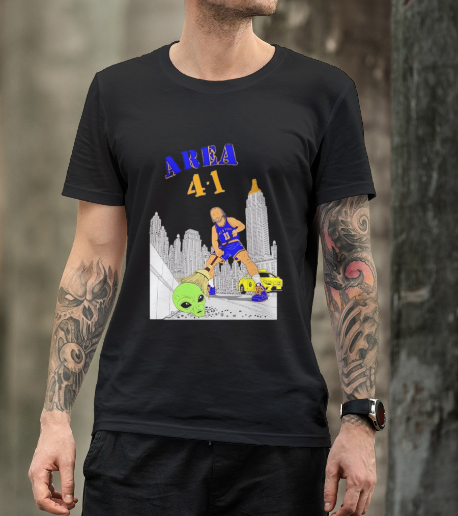 AREA 4 1 Jalen Brunson New York Knicks Vs Alien San Antonio Spurs T-Shirt