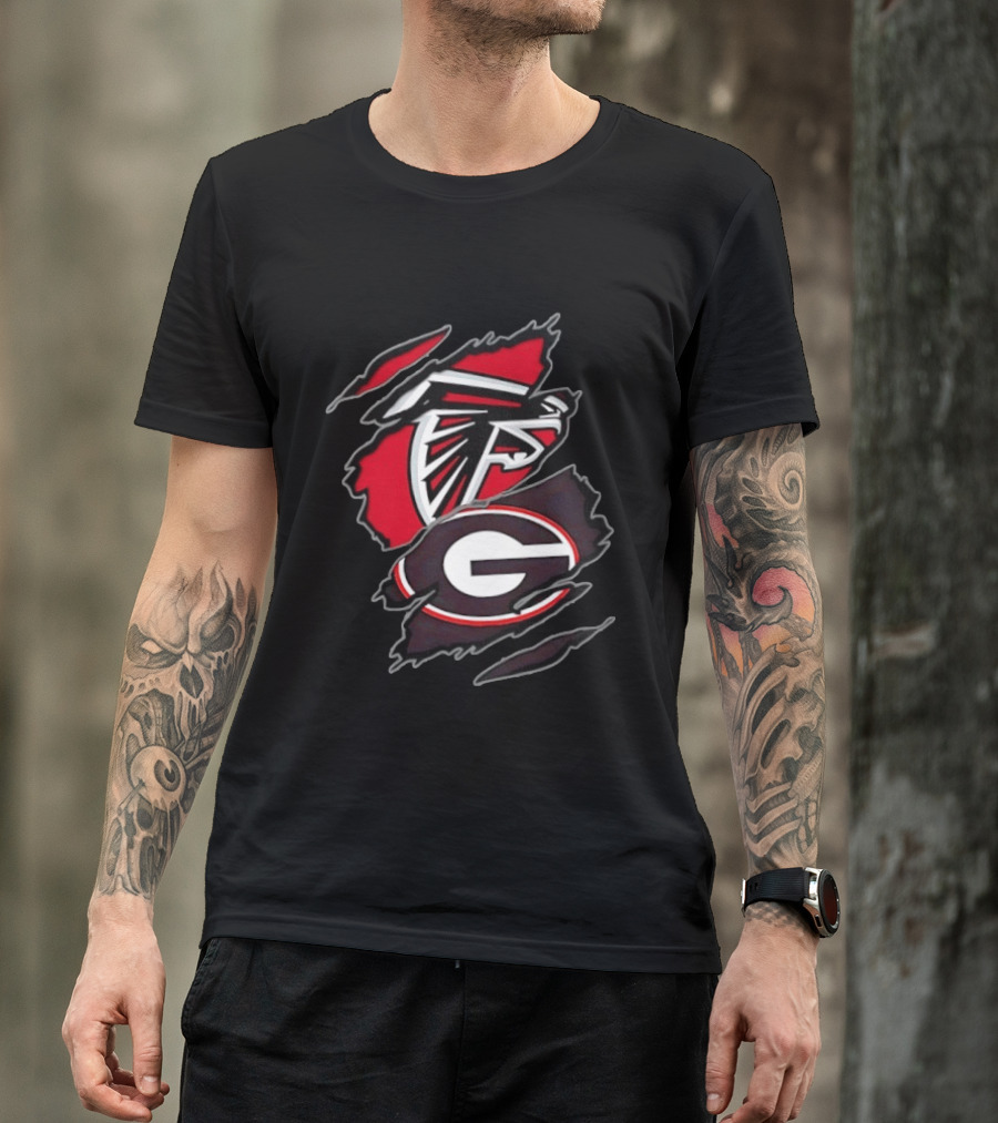 Atlanta Falcons Georgia Bulldogs Two Teams One Heart Scratch T-Shirt