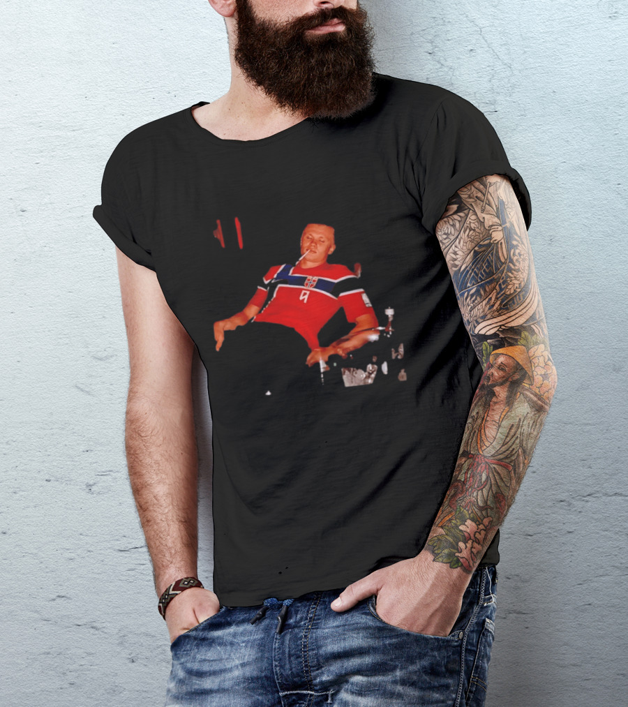 Erling Haaland Norway National Team Norwegian Nights Smoking Footballer T-Shirt