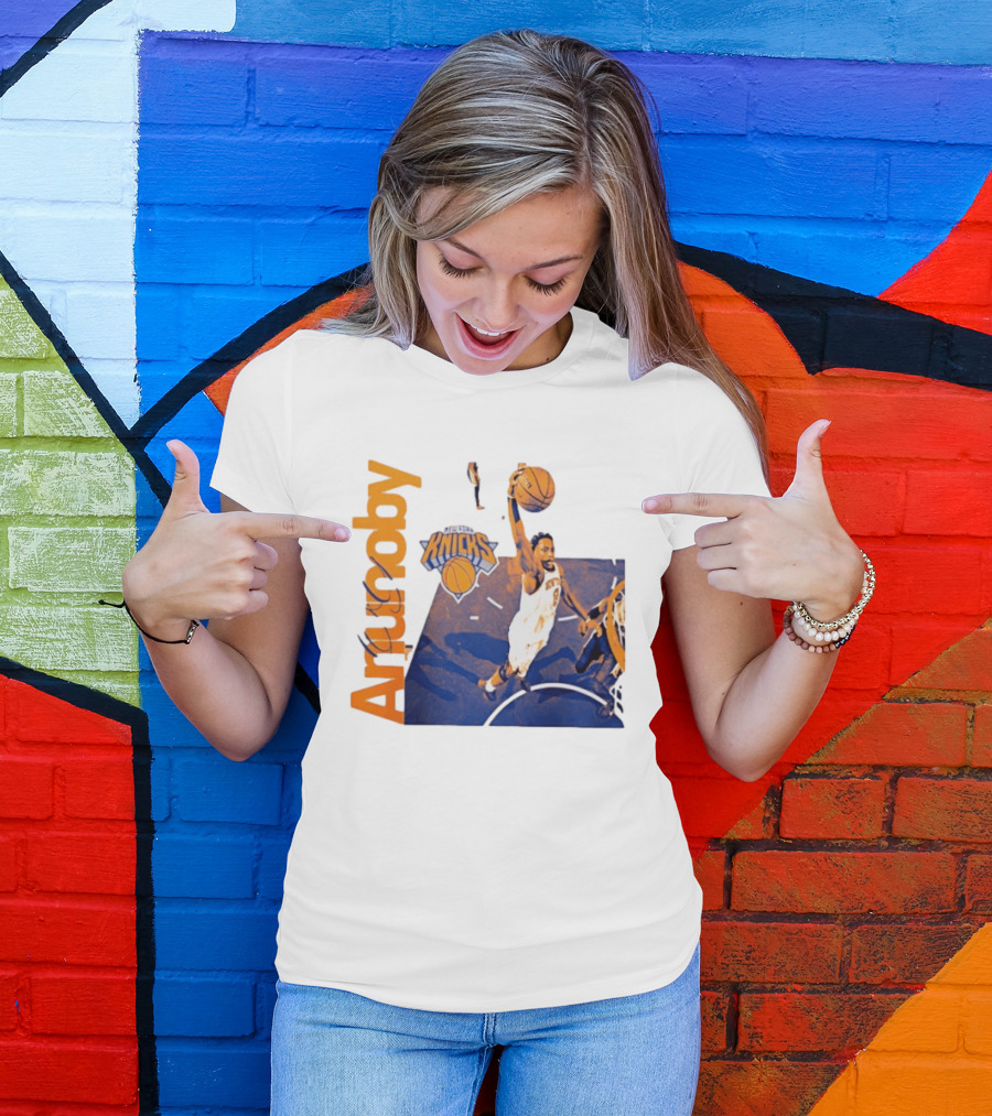 New York Knicks OG Anunoby Player Hype Dunking Action Scene T-Shirt