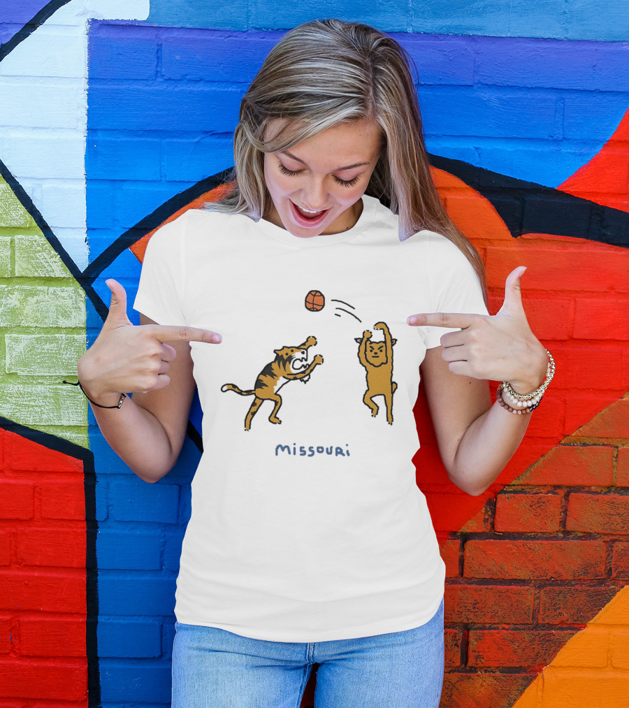 Kentucky Wildcats Vs Missouri Tigers Basketball 2026 SEC Matchup Cartoon T-Shirt