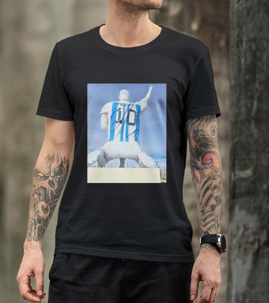 Lionel Messi 10 Argentina Jersey Statue Meme T-Shirt