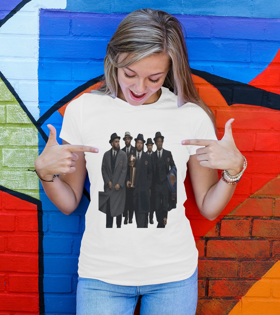 Knicks Mafia New York Knicks Players Suits Championship Trophy T-Shirt