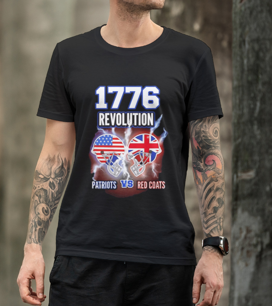 1776 Revolution Patriots Vs Red Coats American Flag British Flag Helmets Clash T-Shirt