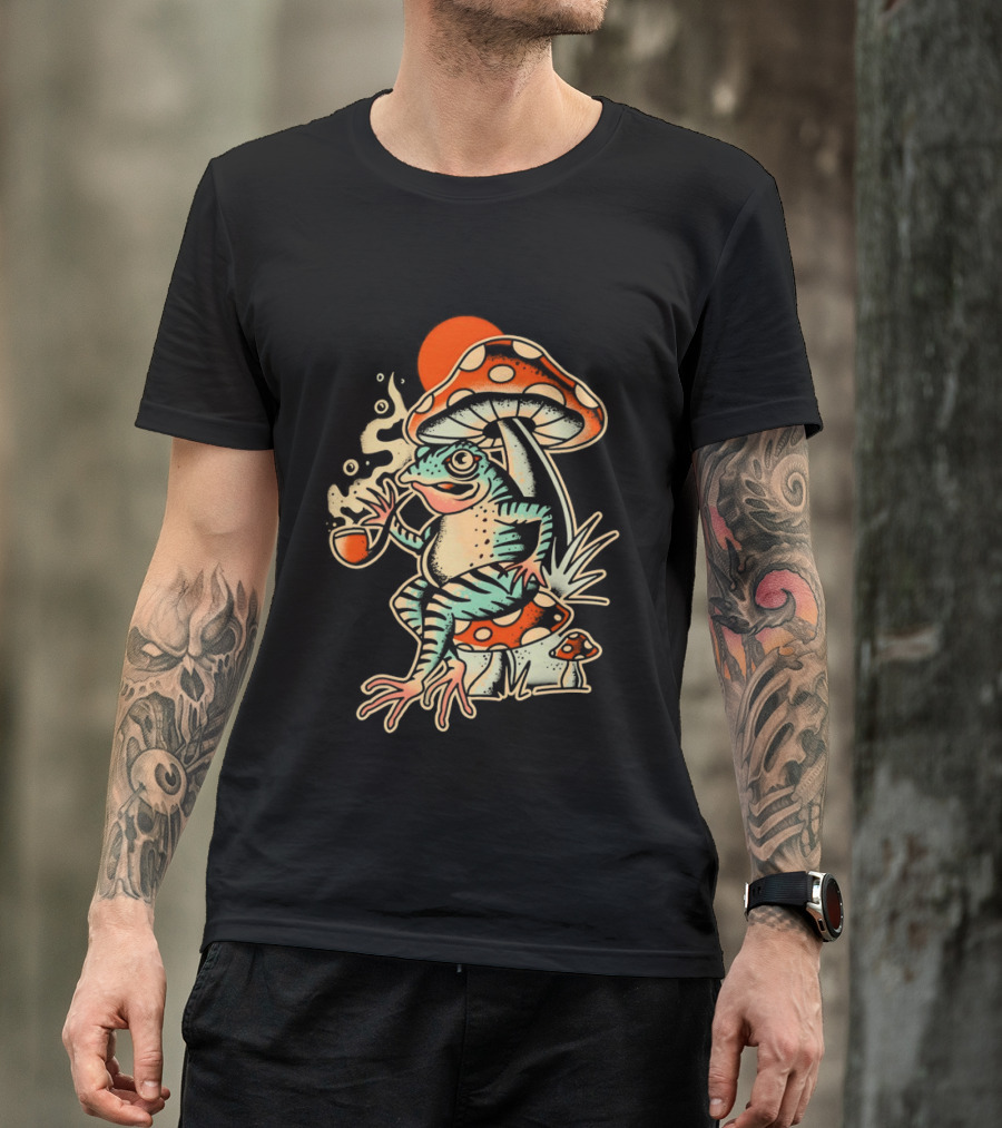 Frog Smoking Pipe Under Mushroom Tattoo T-Shirt