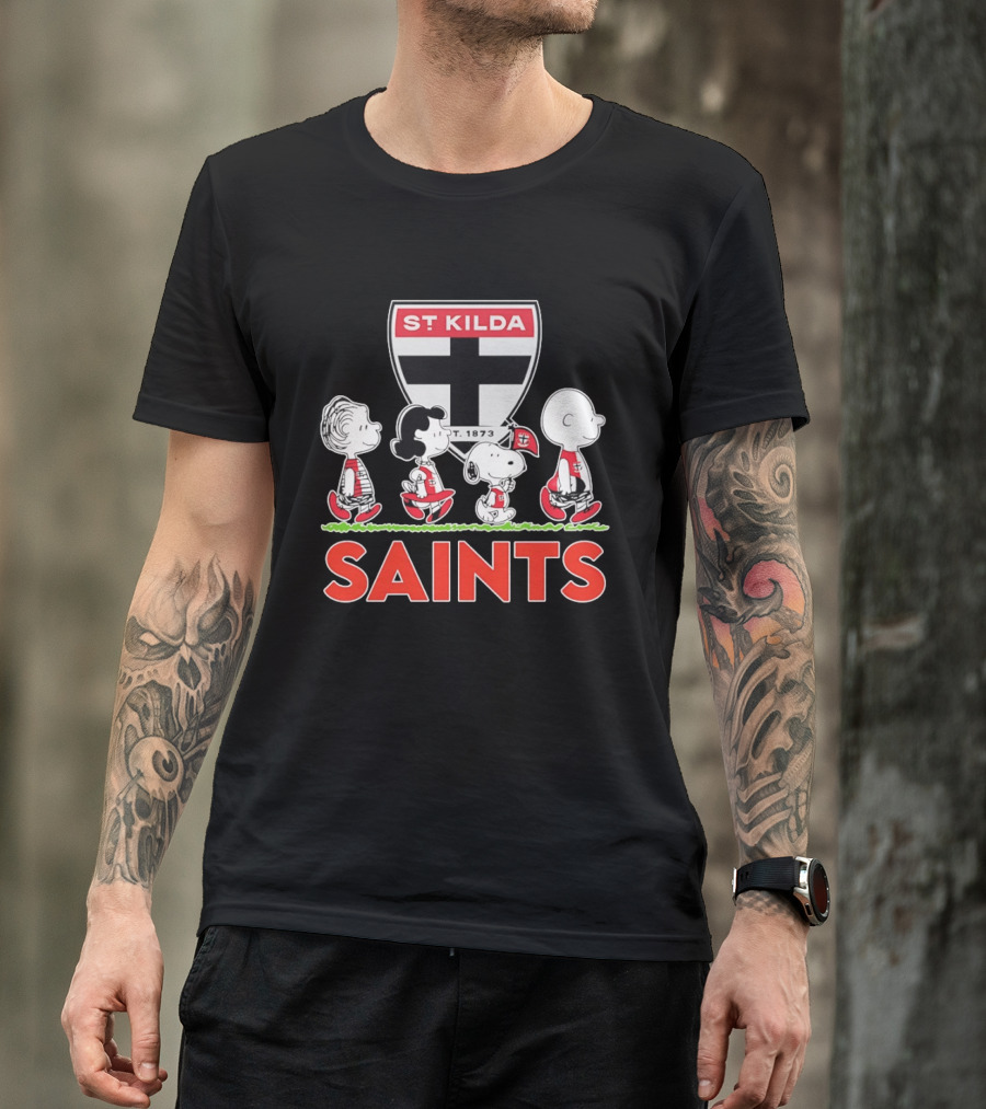 Peanuts Characters St Kilda Saints AFL 1873 Snoopy Charlie Brown Lucy Linus T-Shirt