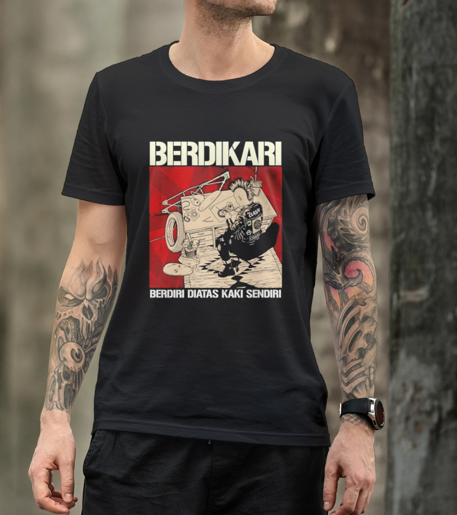 Berdikari Berdiri Diatas Kaki Sendiri Red Checkerboard Racing Motif T-Shirt