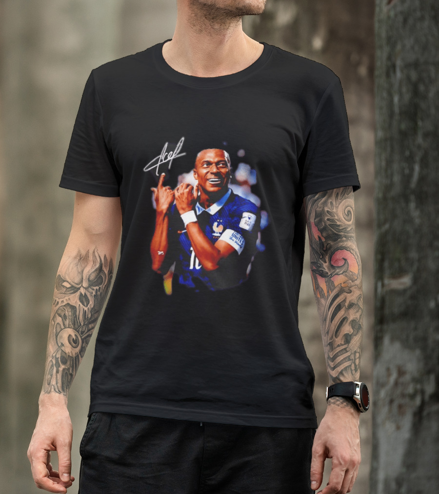 Kylian Mbappe 10 France National Football Team FIFA World Cup Celebration T-Shirt