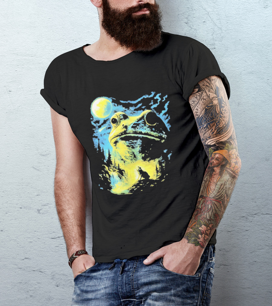 Howling Wolf Frog Moon Night Scene Surreal Fantasy T-Shirt