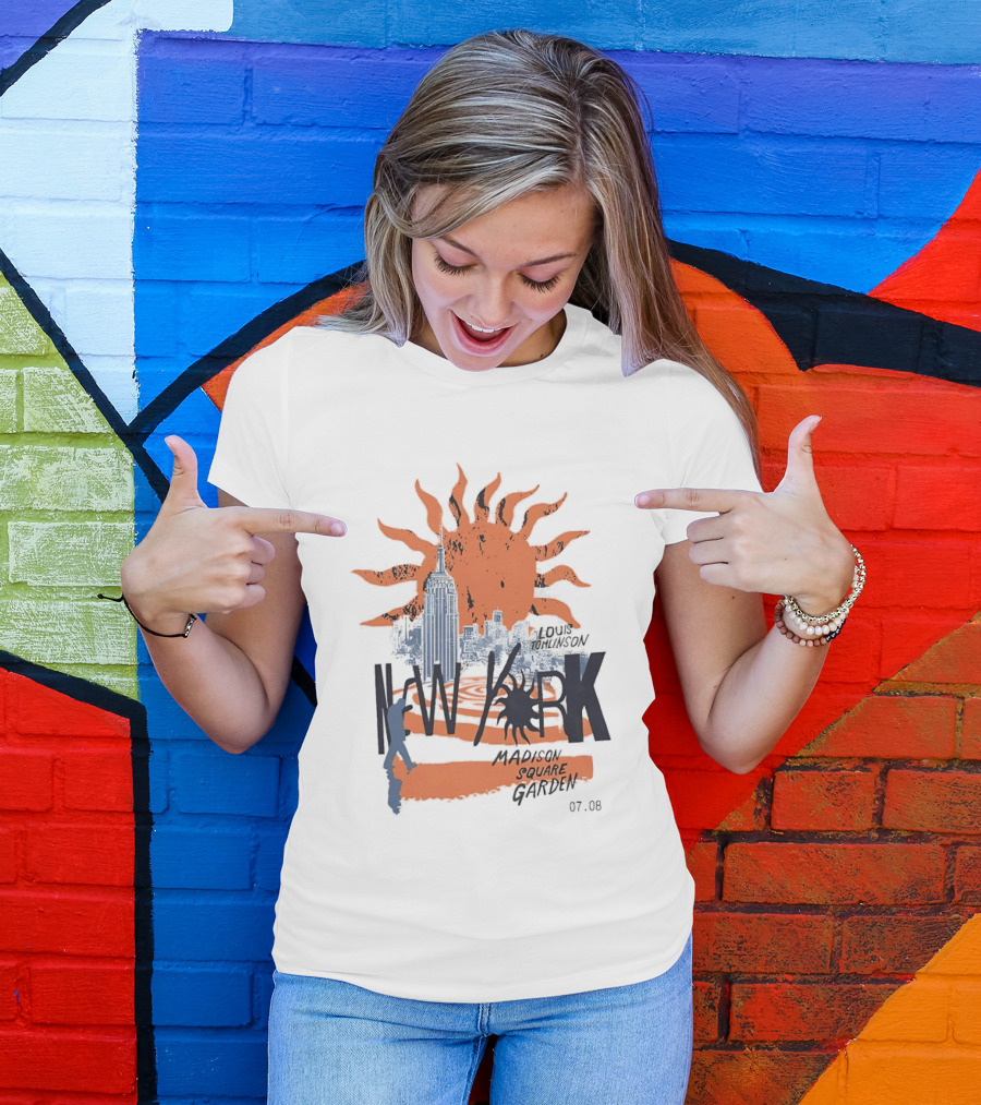 Louis Tomlinson New York Madison Square Garden 07.08 Sun And Skyline T-Shirt