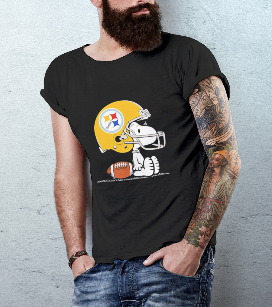 Snoopy Pittsburgh Steelers Helmet Football T-Shirt
