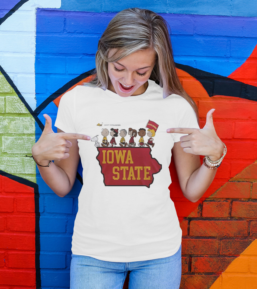 Iowa State Cyclones Peanuts Characters Marching With Snoopy And Friends T-Shirt